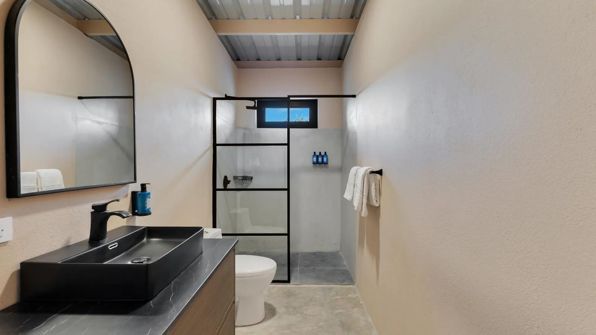 Apartmanhotel Aguadilla Surf Lodge Aguacate Puerto Rico